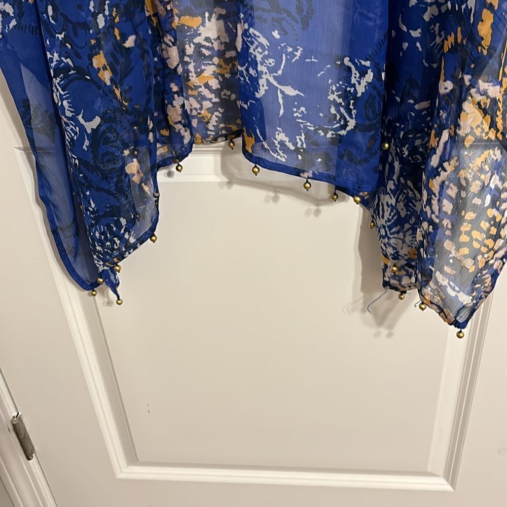 Blue Wrap  - Picture 3 of 5